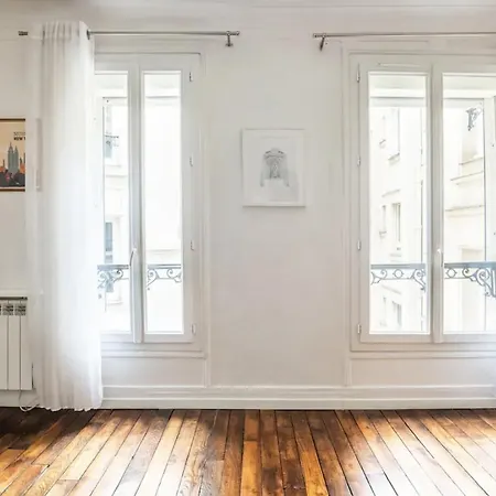 Spacious Bright In Montmartre * Parigi