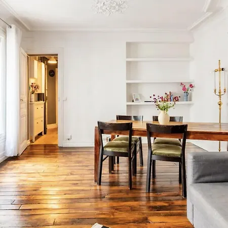 Appartamento Spacious Bright In Montmartre Parigi